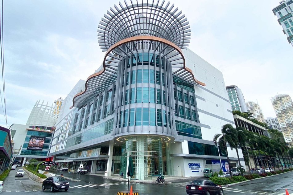 Gateway Mall 2 completed building, outdoor billboard steel frame supply project