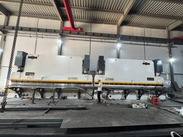 12m CNC Bending Machine, Max Bending Thickness 20mm