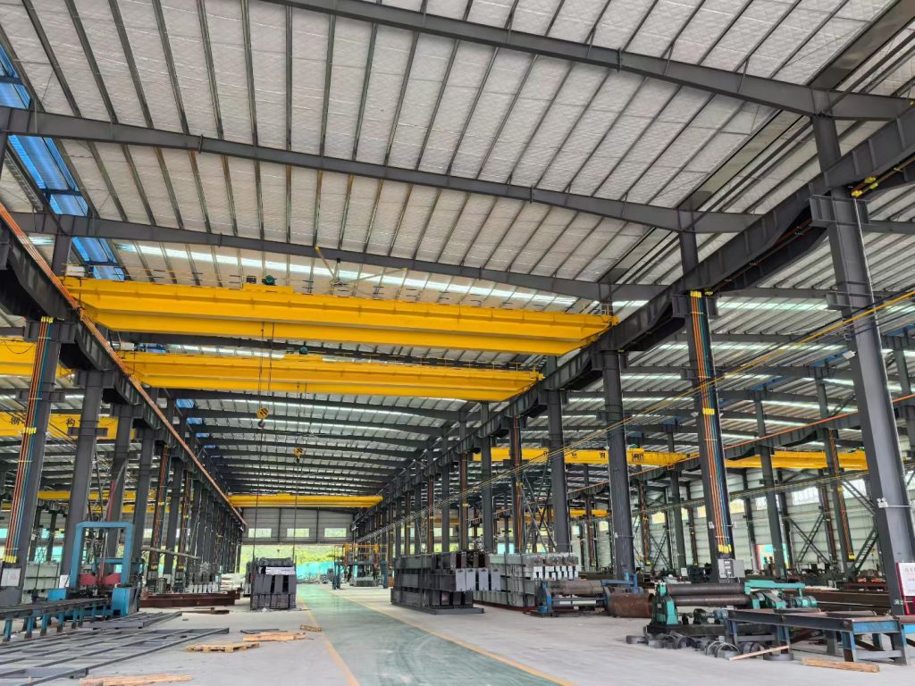 Large Span Steel Structure Workshop With Overhead Crane