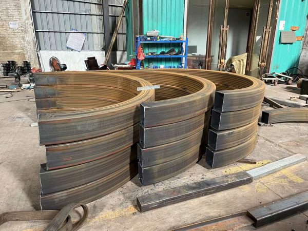200×200 Square Tube Hot Bending, 8mm /10mm Wall Thickness Small Angle Forming